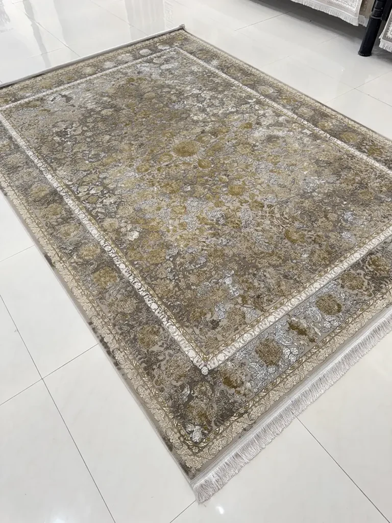 فرش 1200 شانه کد 2002 نقره‌ای طلایی